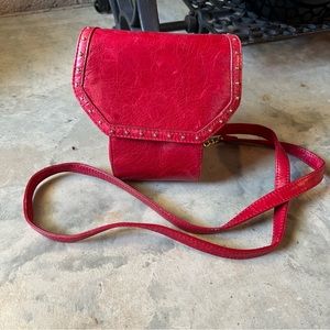 Hobo Small Leather Crossbody Oversized Envelope Bag. Red.